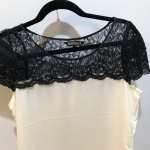 Express lace top size XS